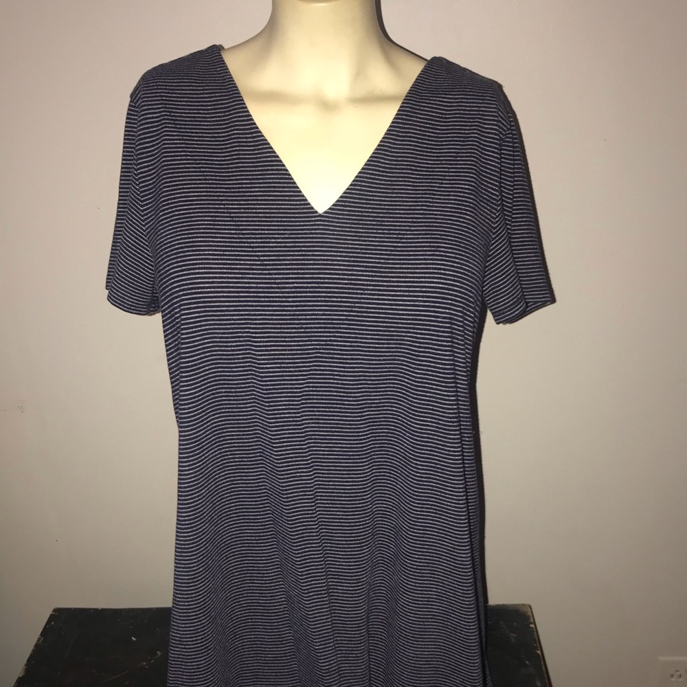 Horizontal Black and white summer dress